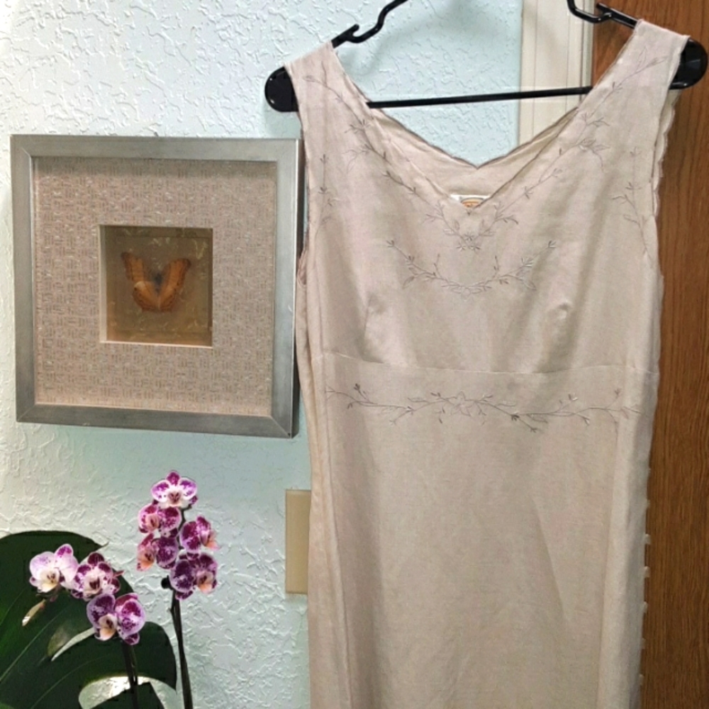 Tolbots Petites, Gorgeous bohemian linen and rayon wedding dress  size 10